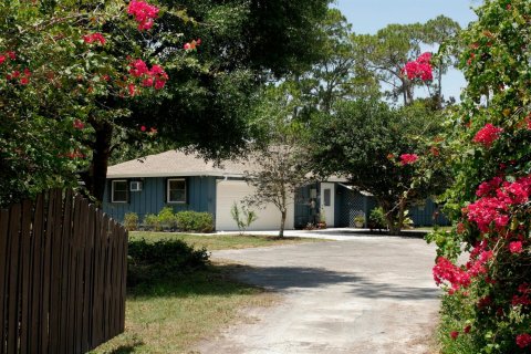 House in West Palm Beach, Florida 5 bedrooms, 213.58 sq.m. № 1175053 - photo 2