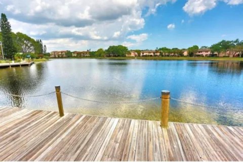 Copropriété à vendre à Coconut Creek, Floride: 2 chambres, 90.49 m2 № 1175011 - photo 3