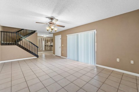 Touwnhouse à vendre à West Palm Beach, Floride: 2 chambres, 114.83 m2 № 986929 - photo 18