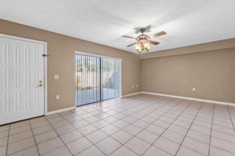 Touwnhouse à vendre à West Palm Beach, Floride: 2 chambres, 114.83 m2 № 986929 - photo 19