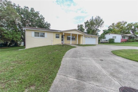 Villa ou maison à louer à Beverly Hills, Floride: 2 chambres, 132.29 m2 № 1369970 - photo 30