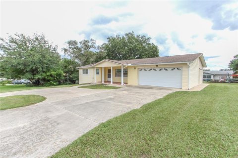 Villa ou maison à louer à Beverly Hills, Floride: 2 chambres, 132.29 m2 № 1369970 - photo 21