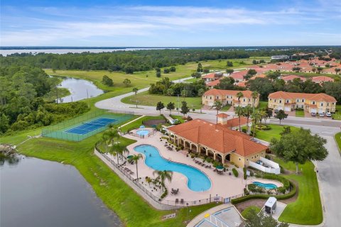 Villa ou maison à louer à Kissimmee, Floride: 2 chambres, 92.9 m2 № 1370004 - photo 30