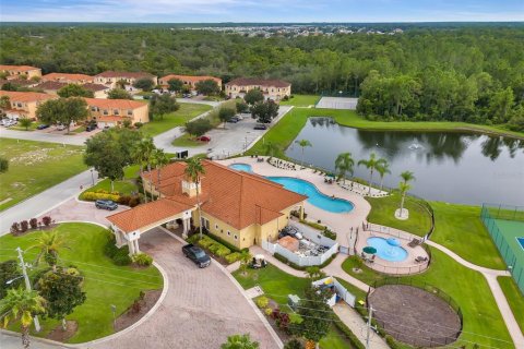 Villa ou maison à louer à Kissimmee, Floride: 2 chambres, 92.9 m2 № 1370004 - photo 29