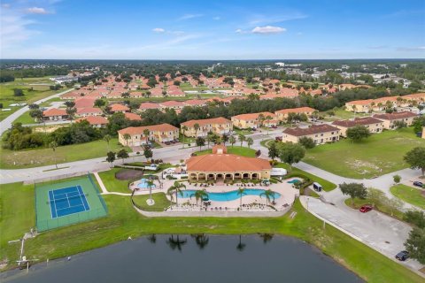 Villa ou maison à louer à Kissimmee, Floride: 2 chambres, 92.9 m2 № 1370004 - photo 26