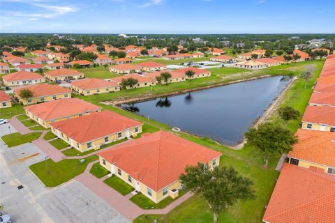 Villa ou maison à louer à Kissimmee, Floride: 2 chambres, 92.9 m2 № 1370004 - photo 22