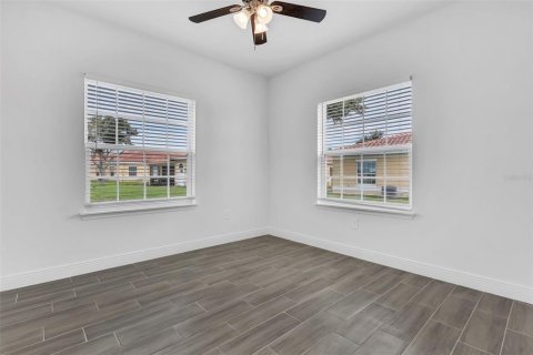 Villa ou maison à louer à Kissimmee, Floride: 2 chambres, 92.9 m2 № 1370004 - photo 15