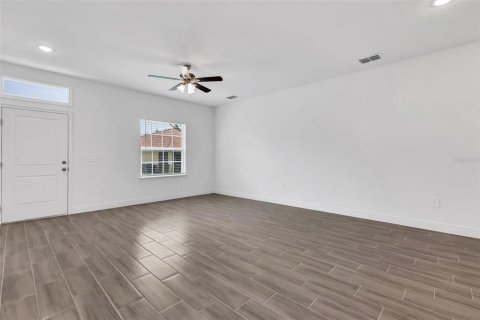 Villa ou maison à louer à Kissimmee, Floride: 2 chambres, 92.9 m2 № 1370004 - photo 4