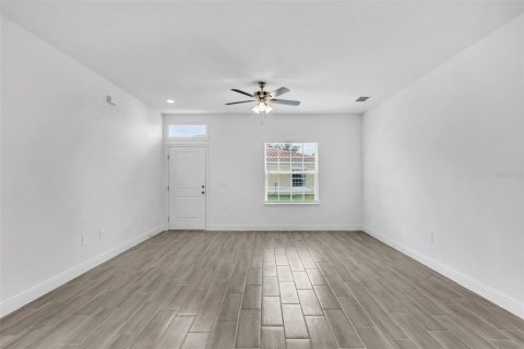 Villa ou maison à louer à Kissimmee, Floride: 2 chambres, 92.9 m2 № 1370004 - photo 7