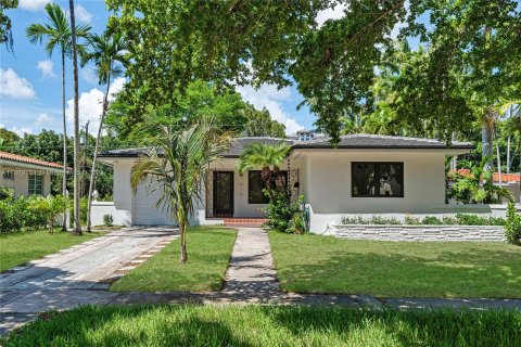 Casa en venta en Coral Gables, Florida, 3 dormitorios, 168.34 m2 № 1388221 - foto 2