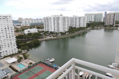 Condominio en venta en Aventura, Florida, 2 dormitorios, 116.22 m2 № 1388180 - foto 24