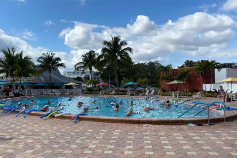 Condo in Deerfield Beach, Florida, 2 bedrooms  № 1408289 - photo 30