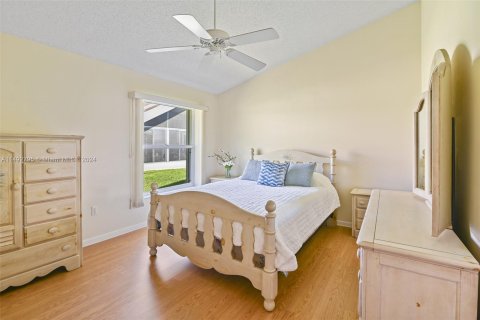Villa ou maison à vendre à Port St. Lucie, Floride: 2 chambres, 140.56 m2 № 862490 - photo 21