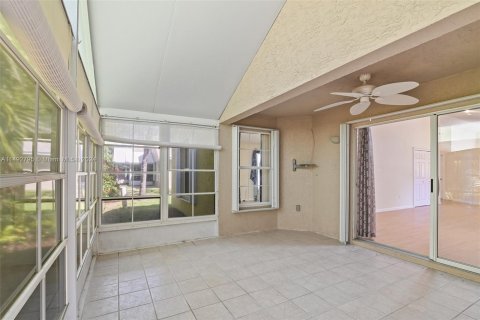 Villa ou maison à vendre à Port St. Lucie, Floride: 2 chambres, 140.56 m2 № 862490 - photo 26