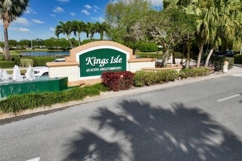 Villa ou maison à vendre à Port St. Lucie, Floride: 2 chambres, 140.56 m2 № 862490 - photo 28
