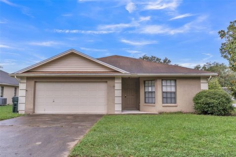 House in Kissimmee, Florida 3 bedrooms, 126.53 sq.m. № 1432764 - photo 1