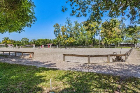 Villa ou maison à louer à Delray Beach, Floride: 4 chambres, 283.26 m2 № 880630 - photo 4