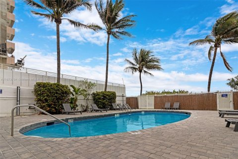 Studio in the Condo in Miami Beach, Florida  № 1409167 - photo 21