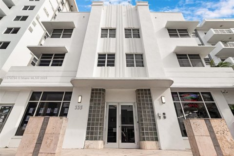 Studio in the Condo in Miami Beach, Florida  № 1409167 - photo 1