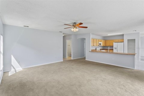 Villa ou maison à vendre à Kissimmee, Floride: 4 chambres, 265.42 m2 № 1375364 - photo 14