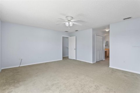 House in Kissimmee, Florida 4 bedrooms, 265.42 sq.m. № 1375364 - photo 24