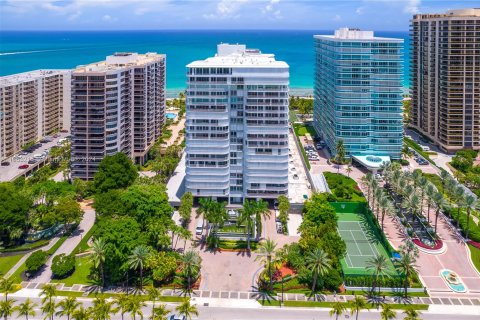 Condominio en venta en Bal Harbour, Florida, 2 dormitorios, 234.58 m2 № 1356968 - foto 23