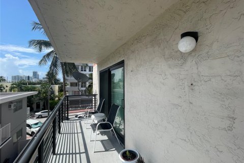 Copropriété à vendre à Miami Beach, Floride: 2 chambres, 109.16 m2 № 1356966 - photo 26