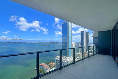 Condo in Miami, Florida, 1 bedroom  № 1356883 - photo 22