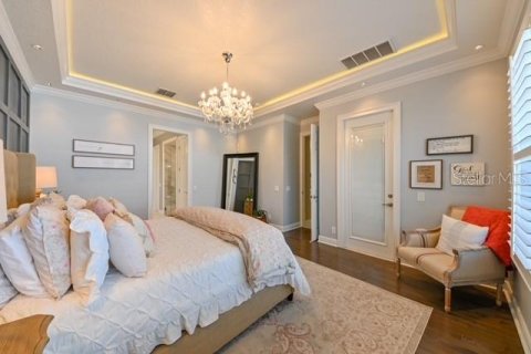 Villa ou maison à louer à Tampa, Floride: 5 chambres, 324.23 m2 № 1352947 - photo 18