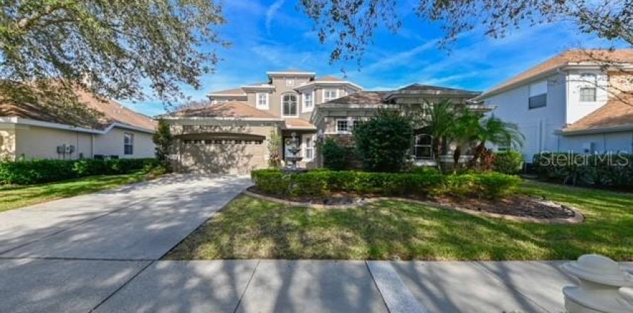 Villa ou maison à Tampa, Floride 5 chambres, 324.23 m2 № 1352947