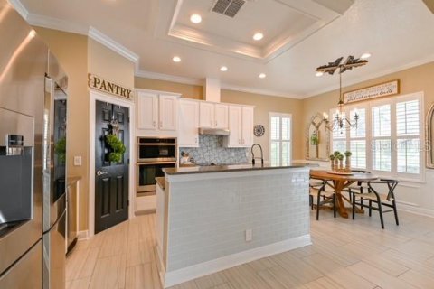 Villa ou maison à louer à Tampa, Floride: 5 chambres, 324.23 m2 № 1352947 - photo 7