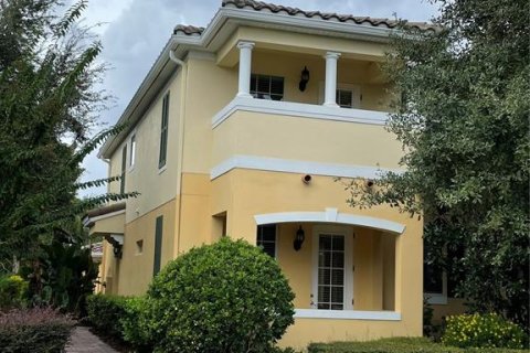 Touwnhouse à louer à Orlando, Floride: 3 chambres, 170.01 m2 № 1352946 - photo 2