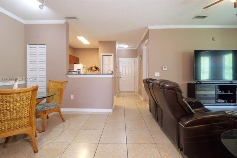 Copropriété à vendre à Tampa, Floride: 2 chambres № 1387790 - photo 8