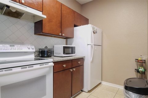 Condominio en venta en Tampa, Florida, 2 dormitorios № 1387790 - foto 5