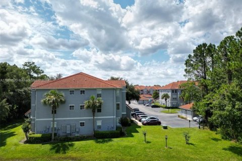 Condo in Tampa, Florida, 2 bedrooms  № 1387790 - photo 27