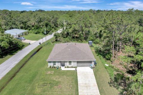 Villa ou maison à vendre à North Port, Floride: 4 chambres, 166.85 m2 № 1288179 - photo 4