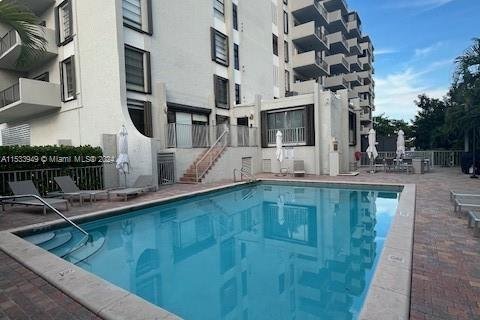 Condominio en venta en Key Biscayne, Florida, 2 dormitorios, 121.79 m2 № 1011208 - foto 13