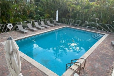 Copropriété à vendre à Key Biscayne, Floride: 2 chambres, 121.79 m2 № 1011208 - photo 15