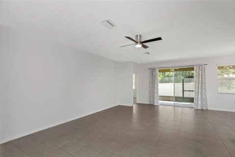 House in Wesley Chapel, Florida 4 bedrooms, 191.1 sq.m. № 1375340 - photo 23