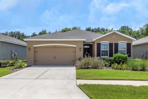 Villa ou maison à vendre à Wesley Chapel, Floride: 4 chambres, 191.1 m2 № 1375340 - photo 1