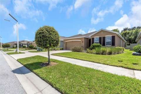 House in Wesley Chapel, Florida 4 bedrooms, 191.1 sq.m. № 1375340 - photo 11