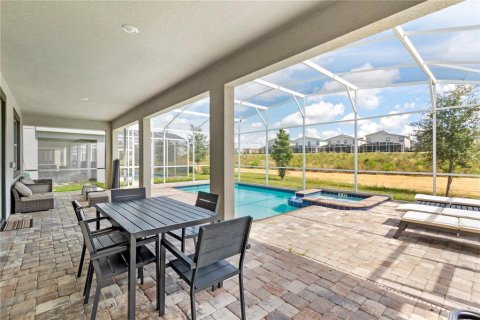 Casa en venta en Davenport, Florida, 8 dormitorios, 363.81 m2 № 1375368 - foto 29