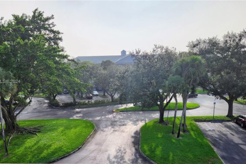 Copropriété à vendre à Davie, Floride: 2 chambres, 128.67 m2 № 1386113 - photo 17