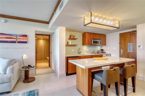 Condo in Miami Beach, Florida, 2 bedrooms  № 1386112 - photo 4