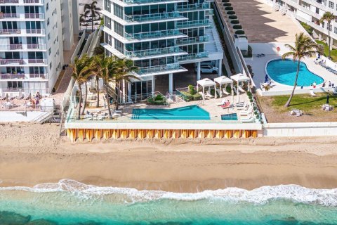 Condominio en alquiler en Palm Beach, Florida, 2 dormitorios, 242.29 m2 № 1180263 - foto 5