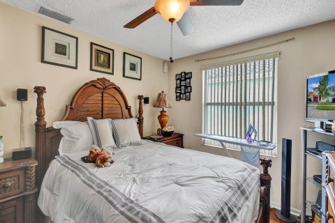 Villa ou maison à vendre à Coconut Creek, Floride: 4 chambres, 203.27 m2 № 659023 - photo 9