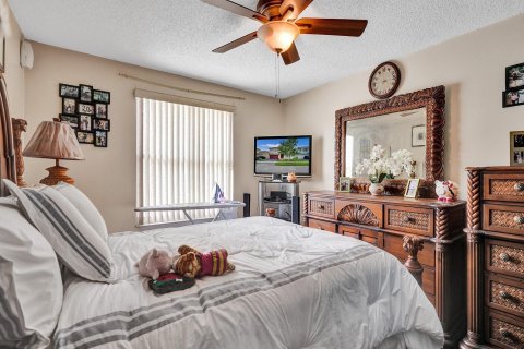Villa ou maison à vendre à Coconut Creek, Floride: 4 chambres, 203.27 m2 № 659023 - photo 10