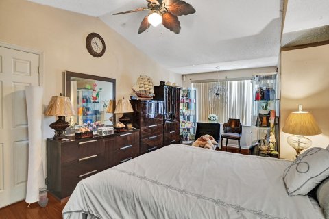 Villa ou maison à vendre à Coconut Creek, Floride: 4 chambres, 203.27 m2 № 659023 - photo 21