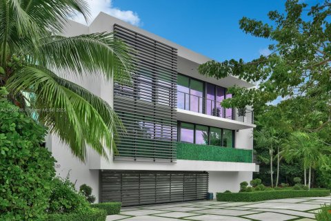 House in Miami Beach, Florida 5 bedrooms, 524.15 sq.m. № 780824 - photo 4