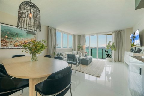 Condominio en venta en Miami, Florida, 2 dormitorios, 127.09 m2 № 1431281 - foto 6